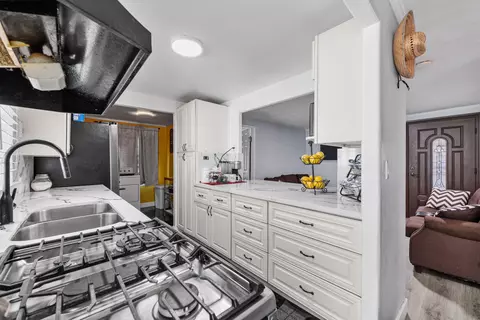12600 Van Nuys Blvd #21, Pacoima, CA 91331 photo 5