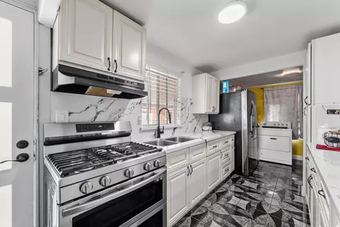 12600 Van Nuys Blvd #21, Pacoima, CA 91331 photo 6
