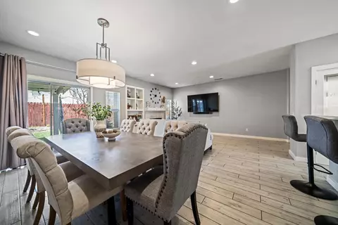 Dining - 45653 Knightsbridge St, Lancaster, CA 93534 photo 2 of 3