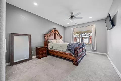 Bedroom - 45653 Knightsbridge St, Lancaster, CA 93534 photo 4 of 4