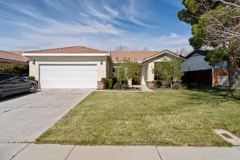 45653 Knightsbridge St, Lancaster, CA 93534