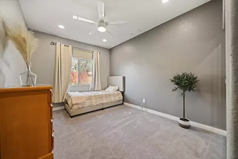 Bedroom - 45653 Knightsbridge St, Lancaster, CA 93534 photo 3 of 4