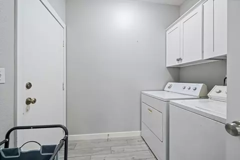 Other - 45653 Knightsbridge St, Lancaster, CA 93534 photo 5 of 5