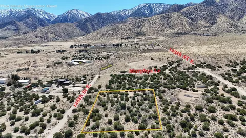 126 Th St E, Pearblossom, CA 93553 photo 3
