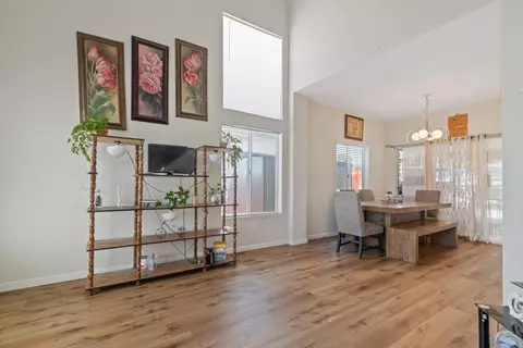 Dining - 37350 E 42nd St, Palmdale, CA 93552 photo 1 of 4