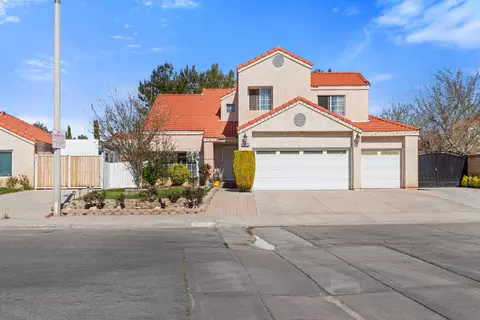 37350 42nd St E, Palmdale, CA 93552