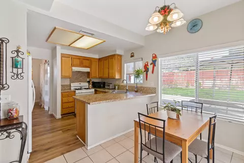 Kitchen - 37350 E 42nd St, Palmdale, CA 93552 photo 3 of 4