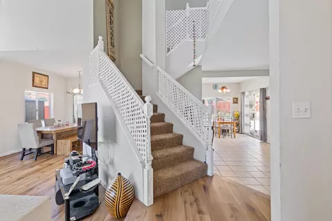 Entry Way - 37350 E 42nd St, Palmdale, CA 93552 photo 1 of 2