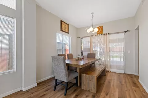 Dining - 37350 E 42nd St, Palmdale, CA 93552 photo 2 of 4