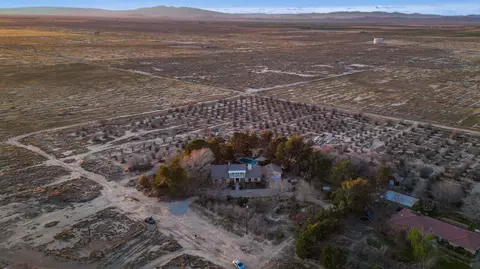 9733 Avenue G10 E, Lancaster, CA 93535