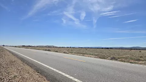 Avenue D, Fairmont, CA 93536 photo 8