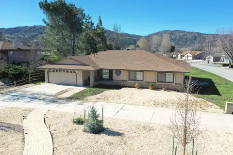 29180 Lower Valley Rd N, Tehachapi, CA 93561