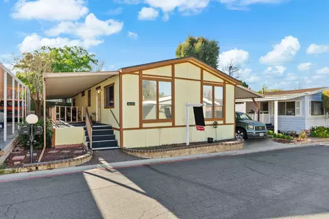 31311 Lakehills Rd N #82, Castaic, CA 91384