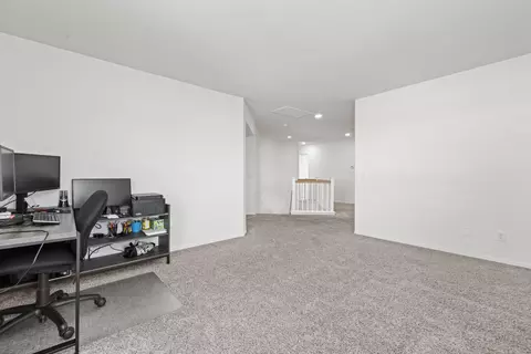 Entry Way - 44327 Dusky Willow St, Lancaster, CA 93536 photo 2 of 2