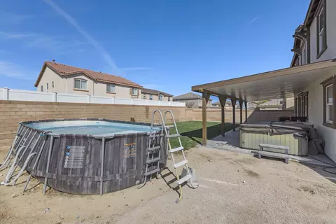 Exterior - 44327 Dusky Willow St, Lancaster, CA 93536 photo 11 of 18