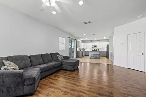 Other - 44327 Dusky Willow St, Lancaster, CA 93536 photo 6 of 12