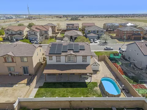 View/Area - 44327 Dusky Willow St, Lancaster, CA 93536 photo 6 of 7