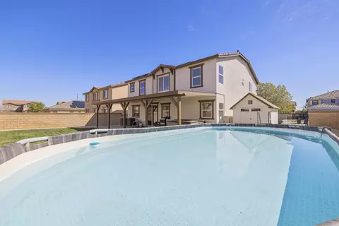 Exterior - 44327 Dusky Willow St, Lancaster, CA 93536 photo 8 of 18