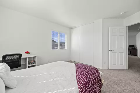 Bedroom - 44327 Dusky Willow St, Lancaster, CA 93536 photo 7 of 13