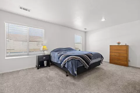 Bedroom - 44327 Dusky Willow St, Lancaster, CA 93536 photo 2 of 13