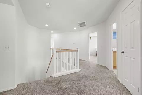 Entry Way - 44327 Dusky Willow St, Lancaster, CA 93536 photo 1 of 2