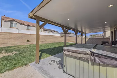 Exterior - 44327 Dusky Willow St, Lancaster, CA 93536 photo 10 of 18