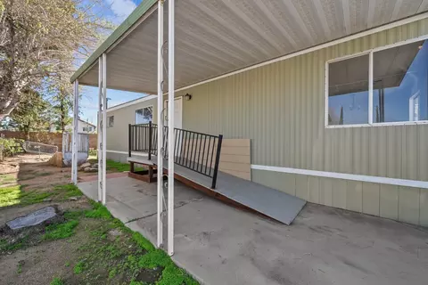 3255 Avenue R E #27, Palmdale, CA 93550 photo 27