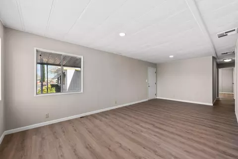 3255 Avenue R E #27, Palmdale, CA 93550 photo 8
