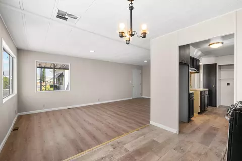 3255 Avenue R E #27, Palmdale, CA 93550 photo 5