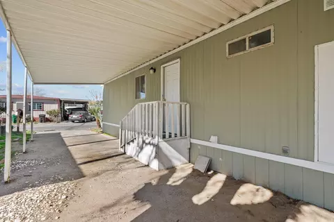 3255 Avenue R E #27, Palmdale, CA 93550 photo 29