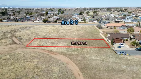 Cor Ave R9 28th Ste, Palmdale, CA 93550