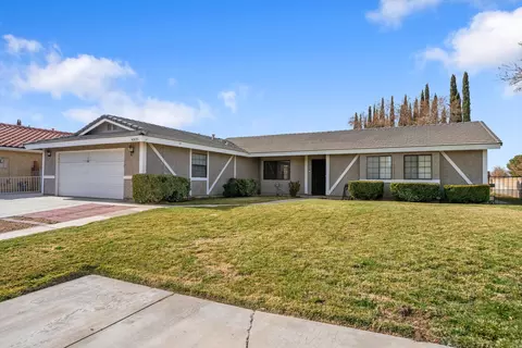 43137 32nd St W, Lancaster, CA 93536