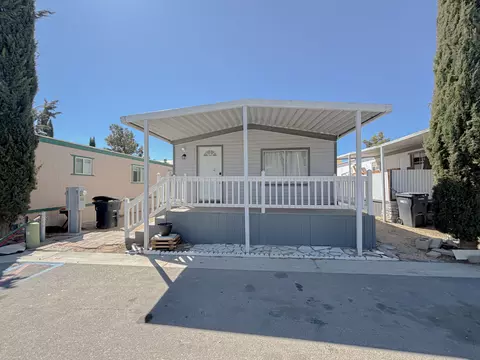 4209 Rosamond Blvd W #2, Rosamond, CA 93560