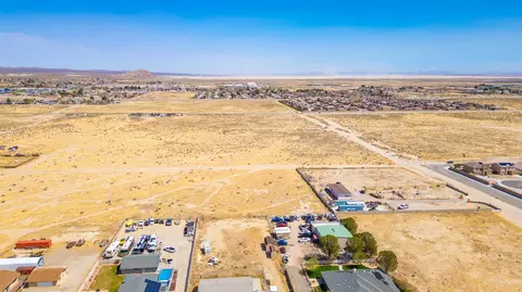 Clark Street, Rosamond, CA 93560 photo 6