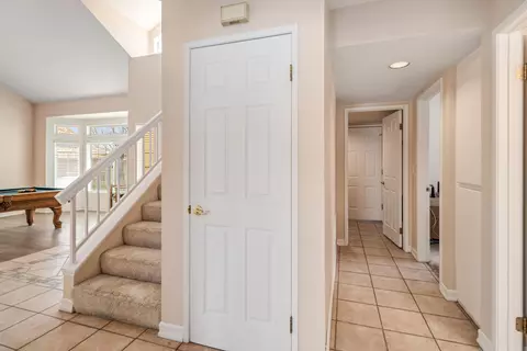 Entry Way - 3121 Hampton Rd, Palmdale, CA 93551 photo 3 of 5