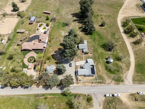 39934 90th St W, Leona Valley, CA 93551