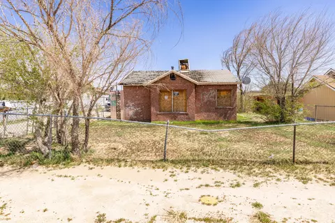 2938 C St, Rosamond, CA 93560