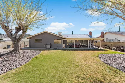 Exterior - 44103 Precise St, Lancaster, CA 93536 photo 7 of 10