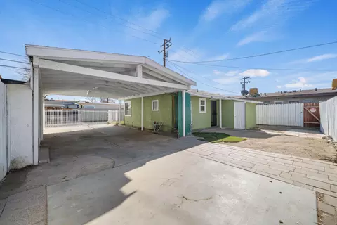 44524 Cedar Ave, Lancaster, CA 93534 photo 17