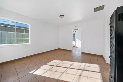 44524 Cedar Ave, Lancaster, CA 93534 photo 25