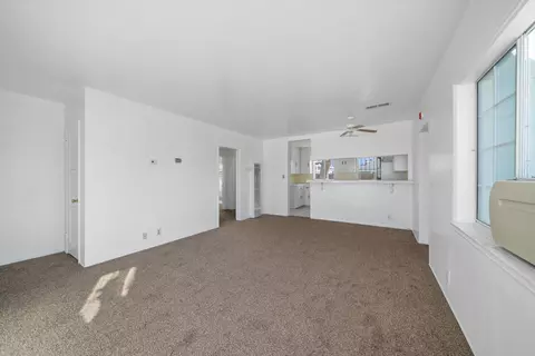 44524 Cedar Ave, Lancaster, CA 93534 photo 2