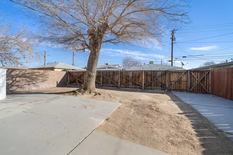 44524 Cedar Ave, Lancaster, CA 93534 photo 15