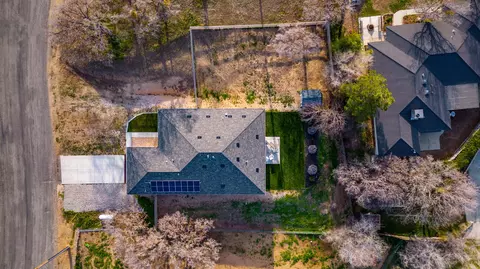 View/Area - 22830 Jerry Dr, Tehachapi, CA 93561 photo 3 of 3