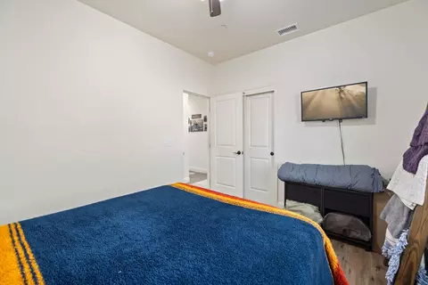 Bedroom - 22830 Jerry Dr, Tehachapi, CA 93561 photo 4 of 6