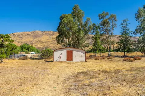Exterior - 5420 Clayvale St, Acton, CA 93510 photo 20 of 23