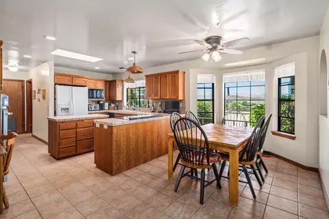 Kitchen - 5420 Clayvale St, Acton, CA 93510 photo 1 of 4