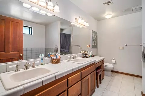 Bath - 5420 Clayvale St, Acton, CA 93510 photo 1 of 4