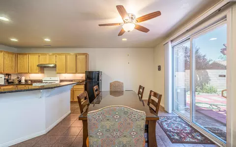 43660 32nd St E, Lancaster, CA 93535 photo 4
