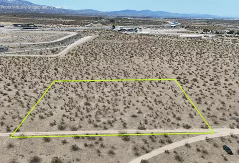 Avenue U 6, Pearblossom, CA 93553