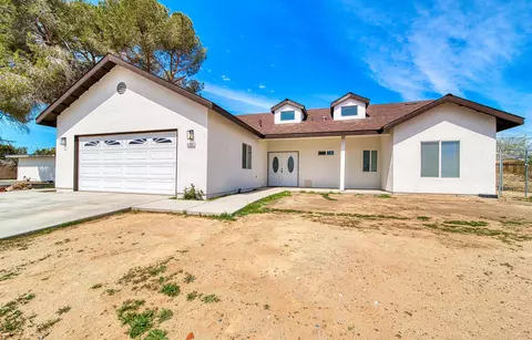 21691 Bancroft Dr, California City, CA 93505